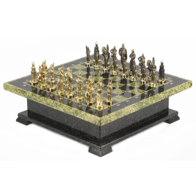 Шахматный ларец фигуры Русские змеевик 42х42х13 см 22 кг