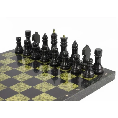 Шахматы камень змеевик доска 40х40 см