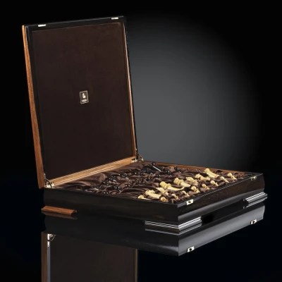 Шахматы Стаунтон Люкс (макассар/самшит)