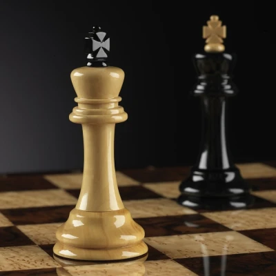 Шахматы Стаунтон Люкс Мини (венге/самшит)