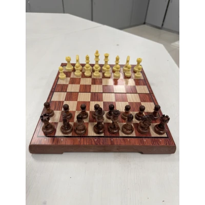 Шахматы Люкс магнитные средние 