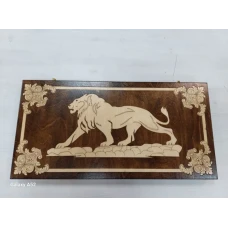 Нарды подарочные Лев из дерева 60 на 60 см с чехлом