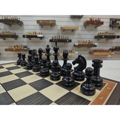 Шахматы подарочные из дерева мореный дуб и бук с утяжеленными фигурами