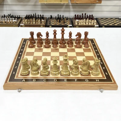 Шахматы подарочные турнирные с фигурами из композита и доской из красного дерева Шахматы подарочные турнирные с фигурами из композита и доской из красного дерева