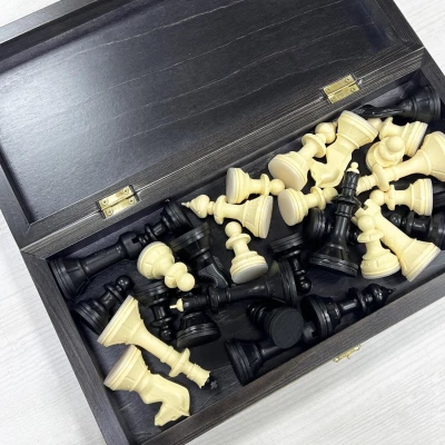 Шахматы гроссмейстерские Айвенго черное золото пластик 40 см