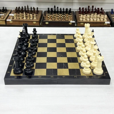 Шахматы гроссмейстерские Айвенго черное золото пластик 40 см