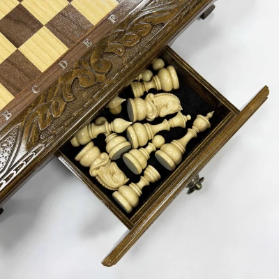 Шахматы в ларце с выдвижными ящиками из массива бука Султан