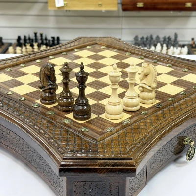 Шахматы в ларце с выдвижным ящиком из массива бука Восточные