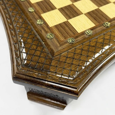 Шахматы в ларце с выдвижным ящиком из массива бука Восточные