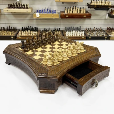 Шахматы в ларце с выдвижным ящиком из массива бука Восточные