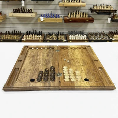 Нарды резные из массива ореха Орнамент 60 см с чехлом