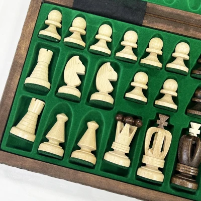 Шахматы Королевские средние  Мадон