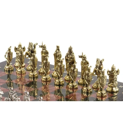 Шахматы сувенирные "Рыцари крестоносцы" 44х44 см из камня лемезит