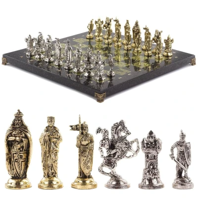 Шахматы подарочные с металлическими фигурами "Рыцари крестоносцы" 44х44 см змеевик