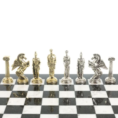 Шахматы подарочные Воины востока мрамор змеевик 40 на 40 см