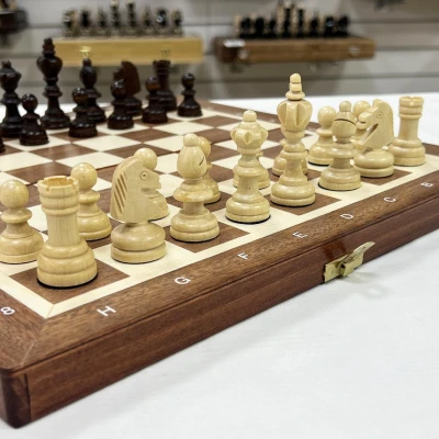 Шахматы деревянные Олимпийские красное дерево средние
