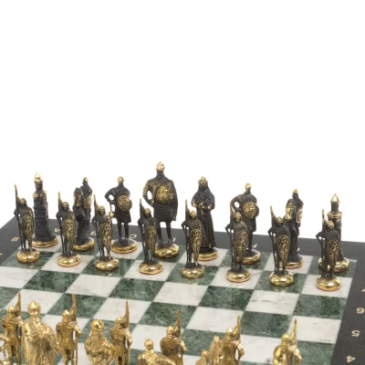 Шахматы бронзовые "Русь" 40х40 см мрамор шабровский змеевик