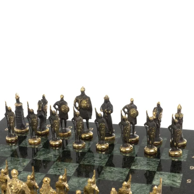Шахматы "Русь" фигуры бронза доска 40х40 шабровский змеевик