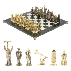 Шахматы из камня с металлическими фигурами "Нефтяники" доска 44х44 см мрамор и змеевик