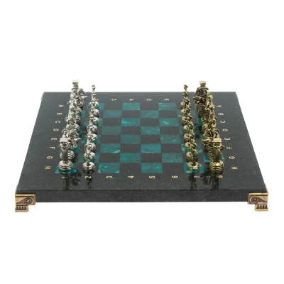 Шахматы подарочные Римские воины из змеевика 28 см