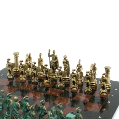 Шахматы "Древний Рим" фигуры бронза / патина 44х44 см лемезит
