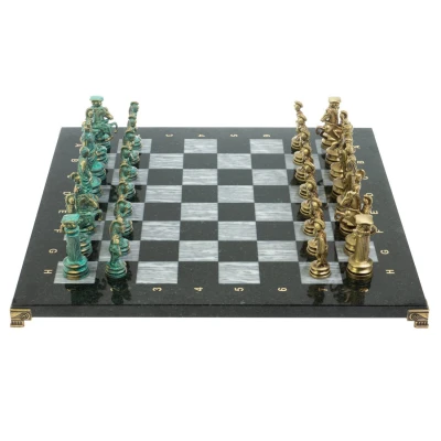 Шахматы каменные "Древний Рим" фигуры бронза / патина 44х44 см серый мрамор