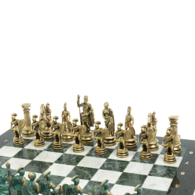 Шахматы "Древний Рим" фигуры бронза / патина 44х44 см мрамор змеевик
