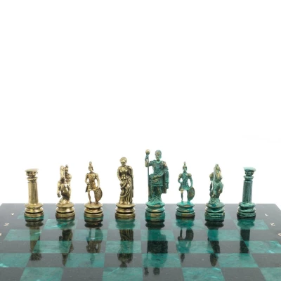 Шахматы подарочные Римские воины патина 44 см змеевик