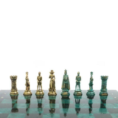 Шахматы "Средневековые рыцари" фигуры бронза / патина 44х44 см змеевик
