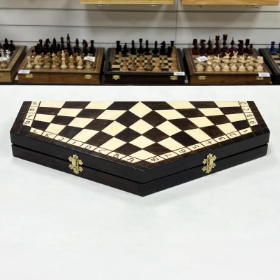 Шахматы на троих средние