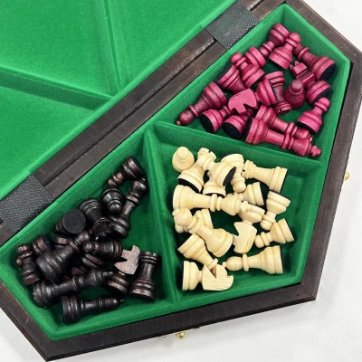 Шахматы на троих малые