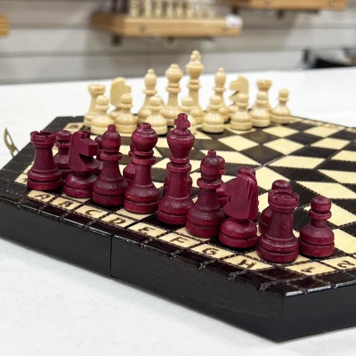 Шахматы на троих малые