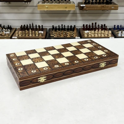 Шахматы деревянные Юниор Вегель с ячейками