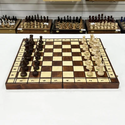 Шахматы деревянные Йовиш Вегель с ячейками