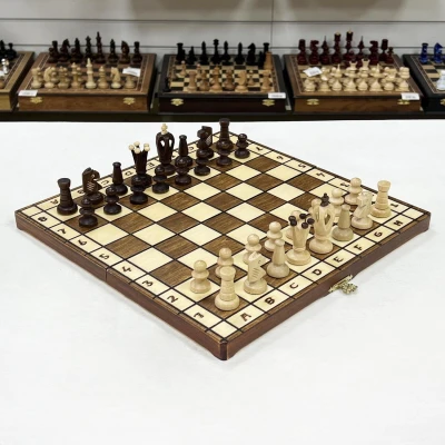 Шахматы Royal 36 Вегель деревянные с ячейками