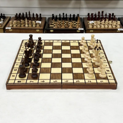 Шахматы Royal 36 Вегель деревянные с ячейками