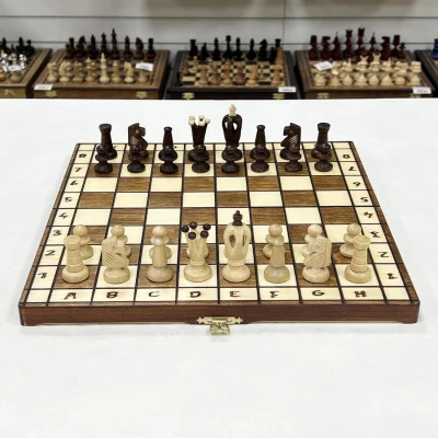 Шахматы Royal 36 Вегель деревянные с ячейками