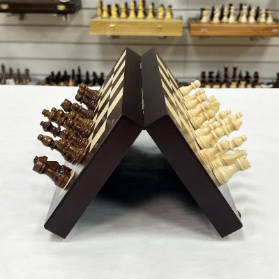 Шахматы деревянные подарочные с магнитами 30 см