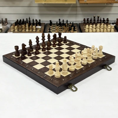 Шахматы деревянные подарочные с магнитами 30 см