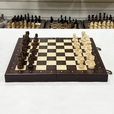 Шахматы деревянные подарочные с магнитами 30 см