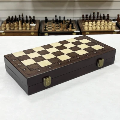 Шахматы деревянные подарочные с магнитами 30 см