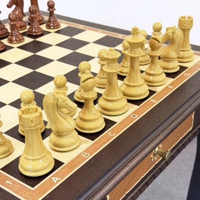 Шахматный стол венге ясень с фигурами из композита