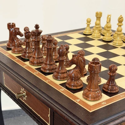 Шахматный стол венге ясень с фигурами из композита