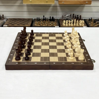Шахматы деревянные подарочные магнитные Lavochkashop 39 см орех
