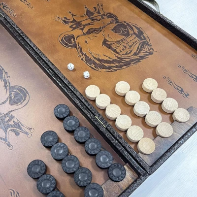 Нарды подарочные в дипломате из эко кожи Медведь большие 62см