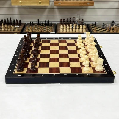 Шахматы ручной работы Тура магнитные 39 см с ячейками