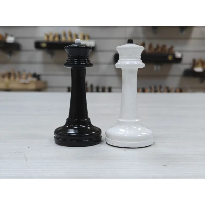 Шахматные фигуры из бука Авангард Люкс черно-белые