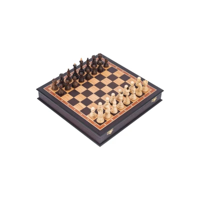 Шахматы подарочные деревянные Фаворит в ларце из венге и дуба с утяжеленными фигурами