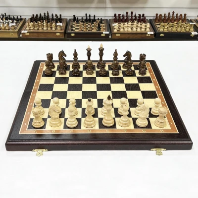 Шахматы деревянные Рыцарские венге большие