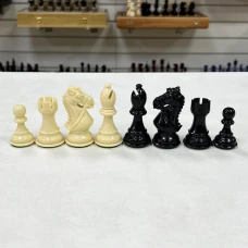 Шахматные фигуры Стаунтон черно-белые из композита